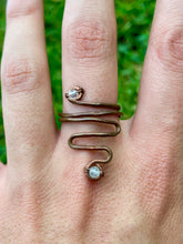 Load image into Gallery viewer, Fluorite Spiral Ring
